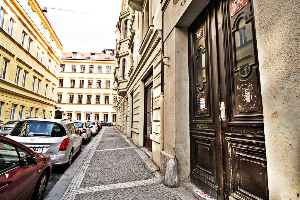 Business Class Ruterra Suite Prague Luaran gambar